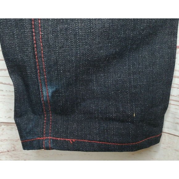 International LeadOff Men Designer Jeans Red Skull And Design On Back Pocket - Picture 4 of 12